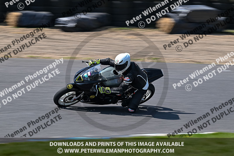 enduro digital images;event digital images;eventdigitalimages;lydden hill;lydden no limits trackday;lydden photographs;lydden trackday photographs;no limits trackdays;peter wileman photography;racing digital images;trackday digital images;trackday photos